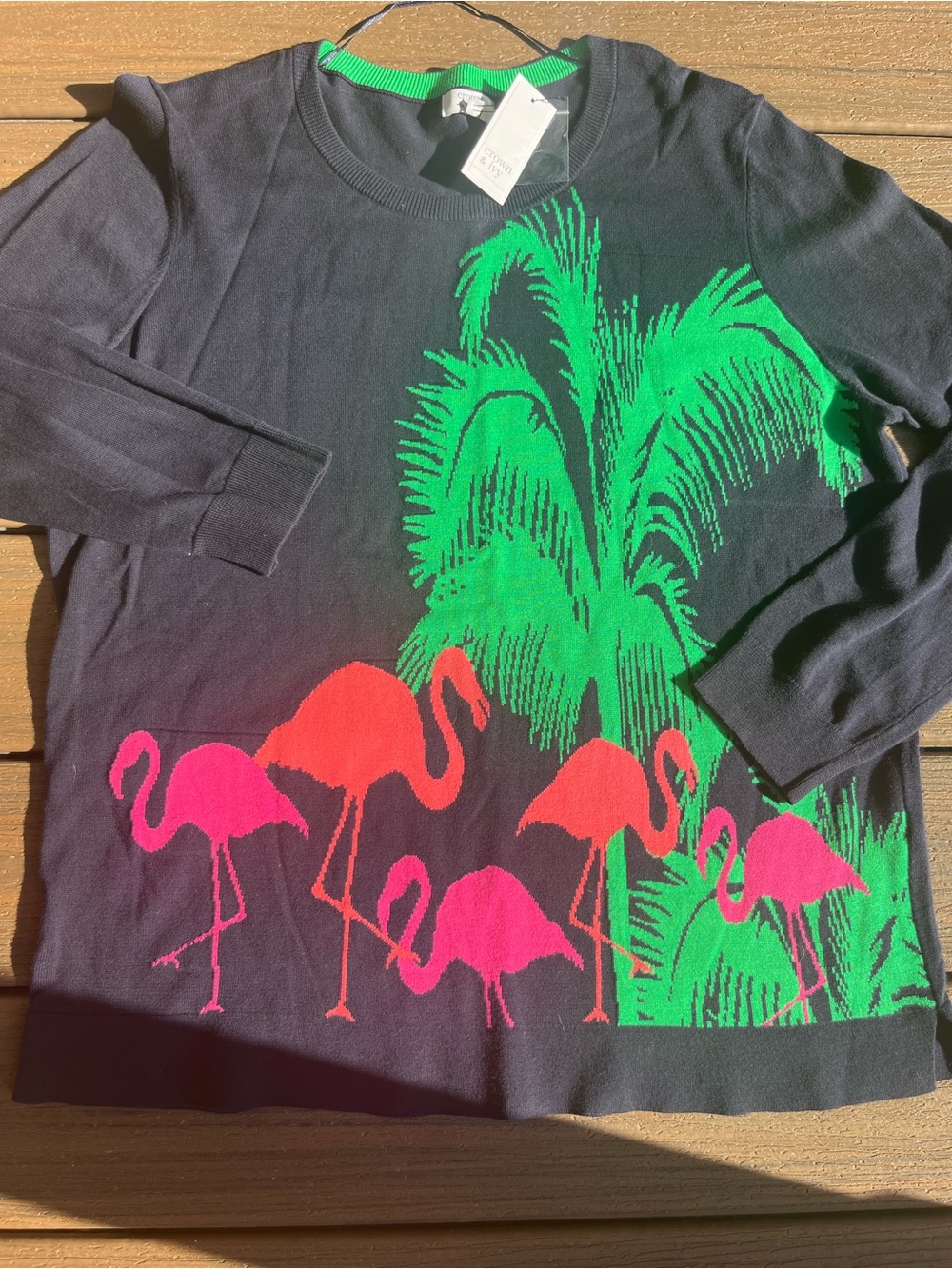 NWT crown & ivy navy Sweater with Bright Flamingo Tropical Summer Graphic